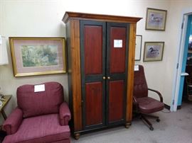 MOdern Small TV Armoire w/ FOld Back Doors