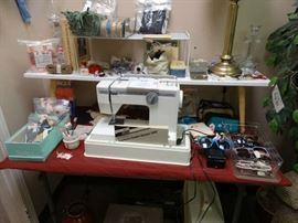 Good, Working Portable Dial a Stitch Machine - Sundries