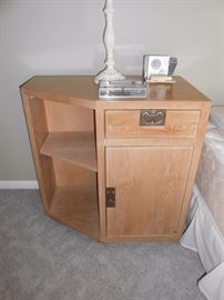 henredon bel air nightstand x2