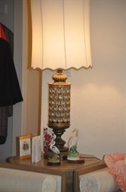 Table lamp