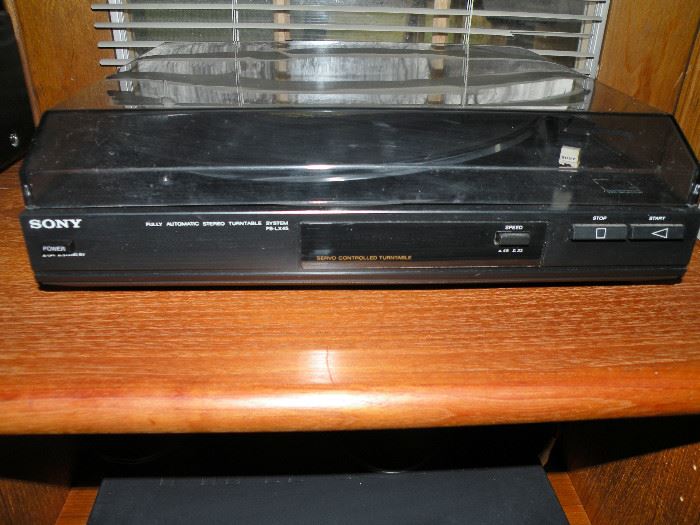 Sony turntable PS-LX45