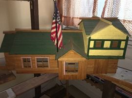 ONE OF THE MANY LARGE SCALE STRUCTURES AND TRAIN PLATFORM