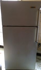 REFRIGERATOR, WORKS