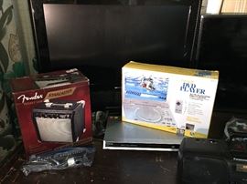 FENDER STARCASTER AMP DVD PLAYERS