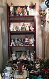 RELIGIOUS PIECES AND COLLECTIBLES