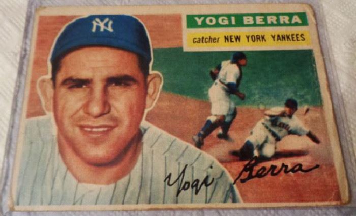 Topps 110- Yogi Berra Baseball Trading Card