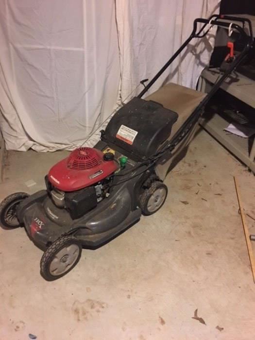 Honda Self Propelled HRX 217  Lawn Mower/Mulcher combo
Great machine/ needs annual tune-up.
Put your teenager to work this spring!