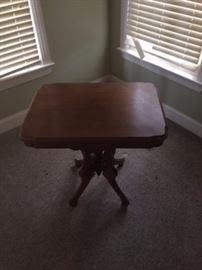 Lamp Table. c.1950 Maple