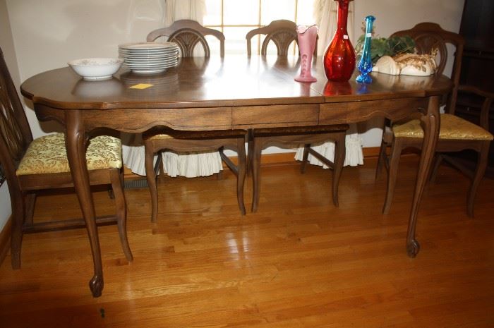 Vintage dining room table