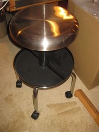 garage stool
