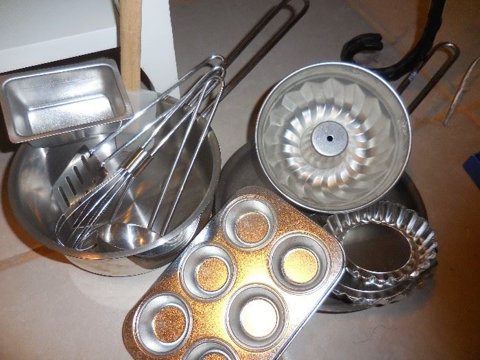 Pottery Barn Stainless Cookware..comes with Stove Refrigerator set