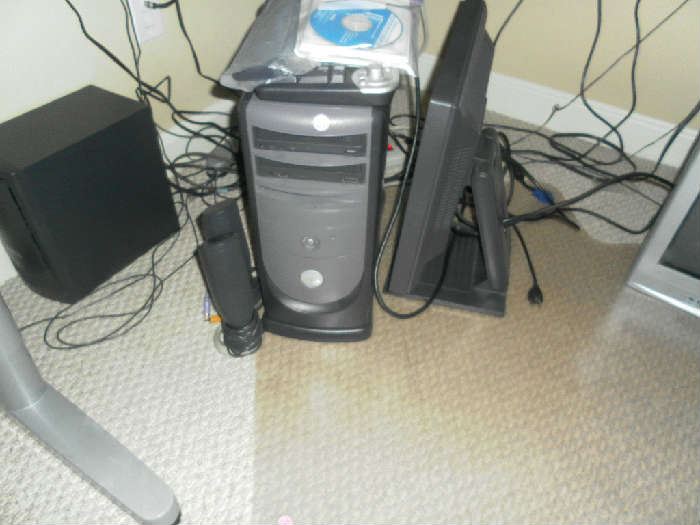 Dell computer, monitor, speakers and keyboard
