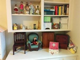 Beautiful doll furniture and Mini American Girl dolls