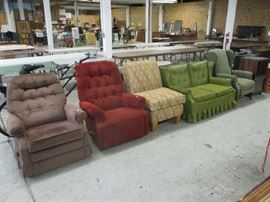 CHAIRS AND RECLINERS