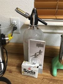 Soda Charger