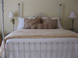 King size iron bed-Bed still available - mattress & box spring sold
