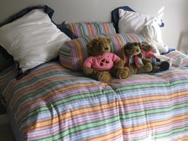 Single bed and bedding