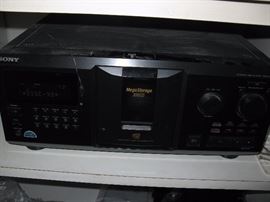 Sony Mega storage 300 CD's