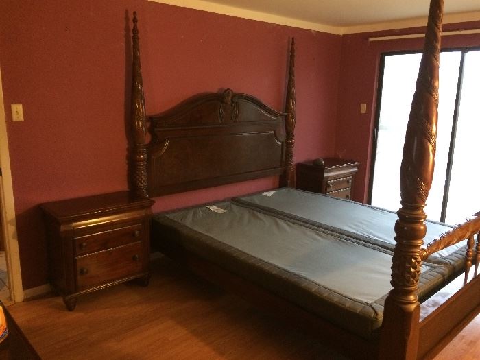 King Size 4 Poster Bed and Nightstands by Vaughan Furniture