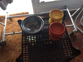 Tupperware bowls