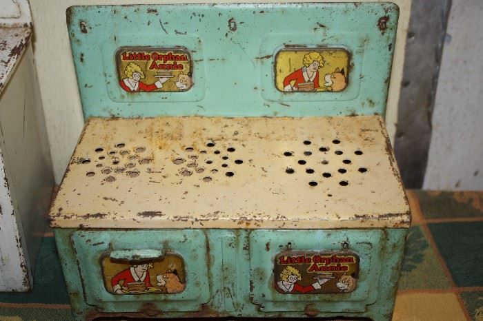 Little Orphan Annie Toy Stove