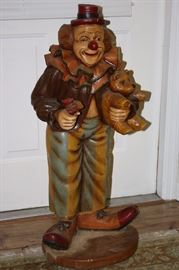 Large Vintage Ceramic Clown (NICE FRIENDLY CLOWN!)