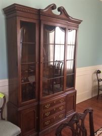 Henredon china cabinet