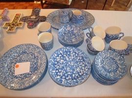 Royal Cumberland for Royal Copenhagen. 48 pieces