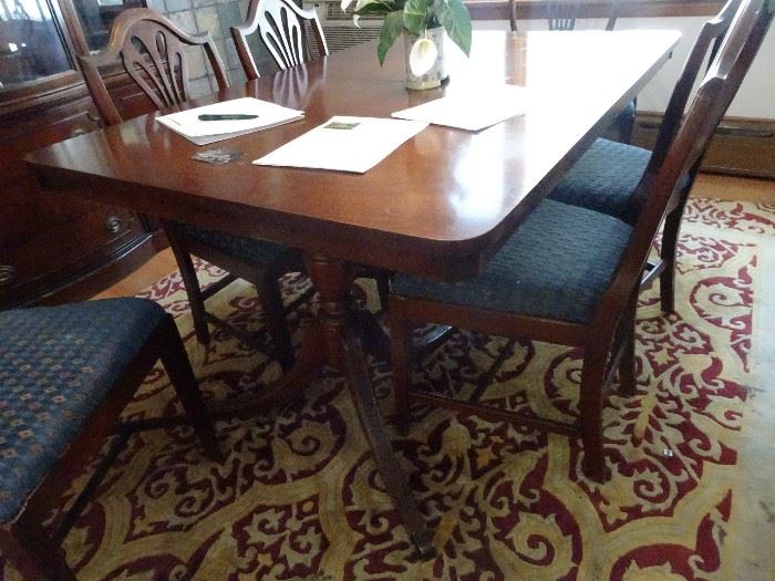 Mahogany Double Pedestal Dining Table with 6 Harp Back Chairs 