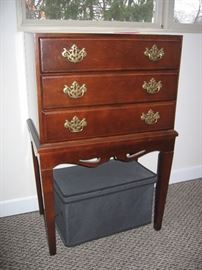Silver/cutlery cabinet - lined with felt.