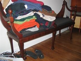 Narrow hall or foot-of-bed bench