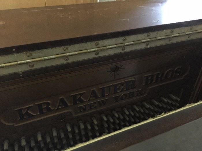 Krakauer Bros, New York  Piano