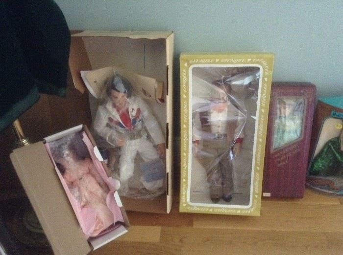 Dolls: Many New in Boxes