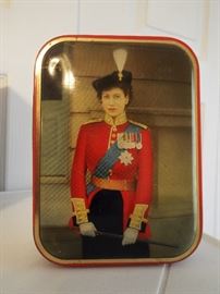 Queen Elizabeth tin, circa 1920