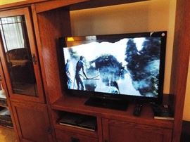Panasonic 38" flat screen TV.  (that's Avatar playing)