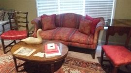 Nice sofa, down cushion 