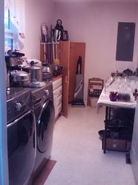 Washer/Dryer ,Household,Assorted Kitchenwares 