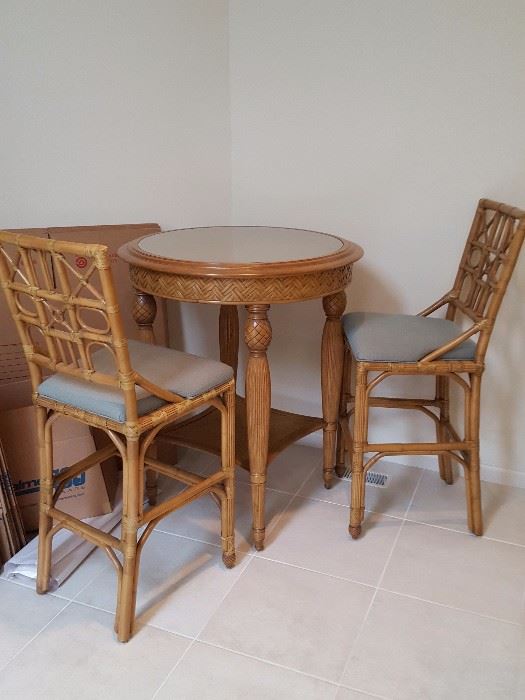 Rattan Bistro Table w/2 Chairs
