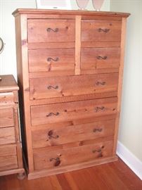 Antique pine chest of drawers