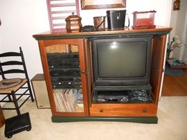Entertainment center