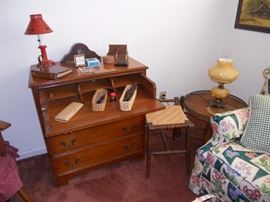 Wooden desk/chest by Permacraft