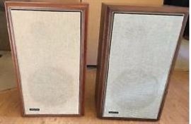 Advent Speakers - The Smaller Advent Loudspeaker Designed by Henry E. Kloss 85-952-261