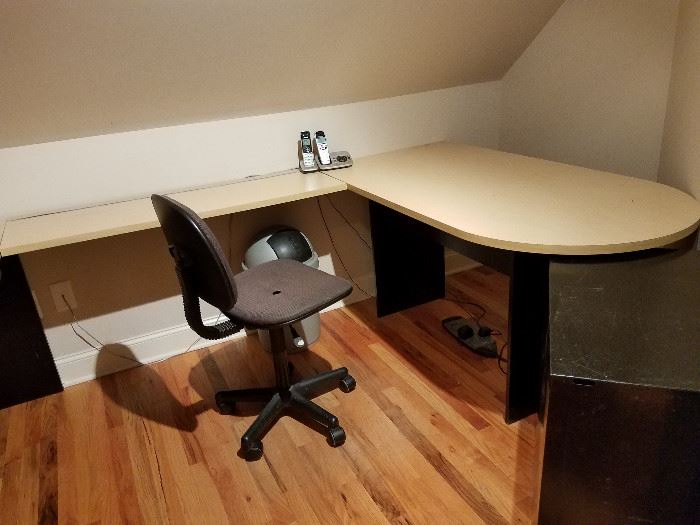 This desk is actually U-shaped