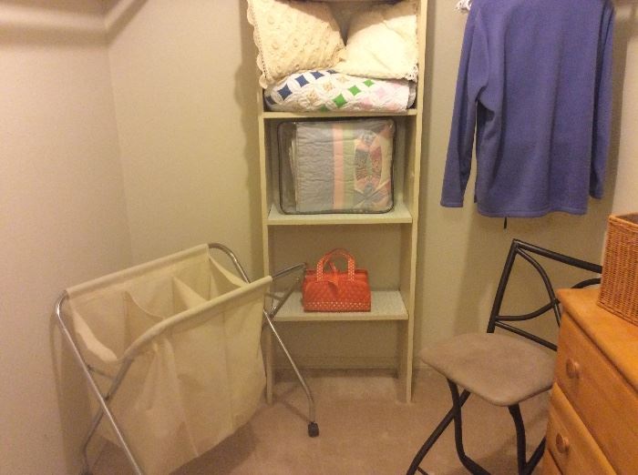 Laundry cart and bedding