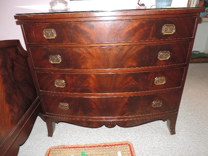 Flame mahogany chest of drawers with mirror