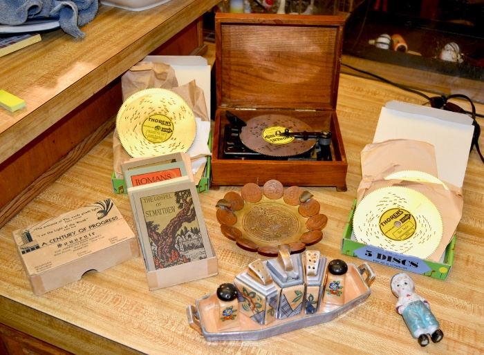 Thorens Music Box with Disks