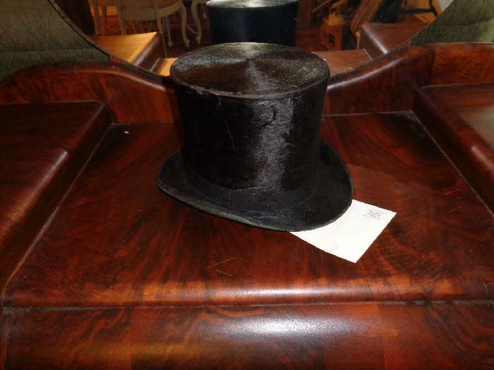 1800's otter fur top hat