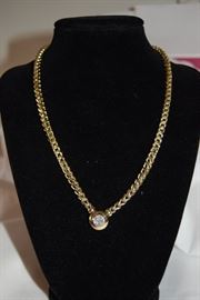 14k gold absolutely stunning necklace with diamonds