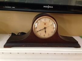 Telechron Mantle Clock