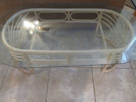Rattan table/glass top